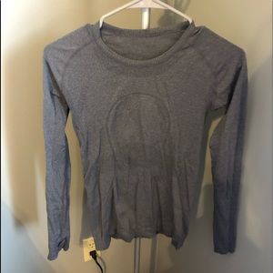 LuluLemon long sleeve